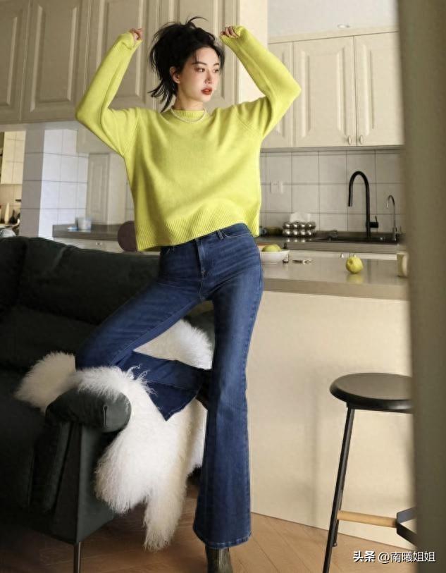 最新素人三级,最新素人三级，探索背景、重要事件与地位