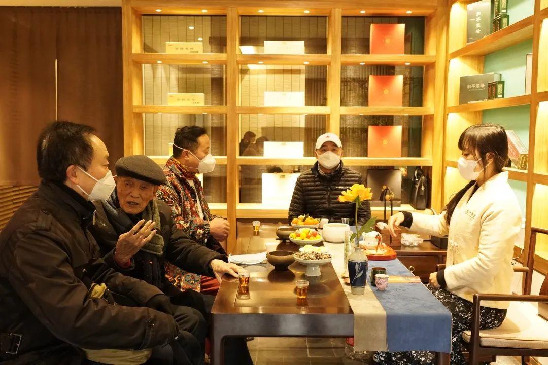 四路最新地址揭秘，小巷特色小店的独特魅力