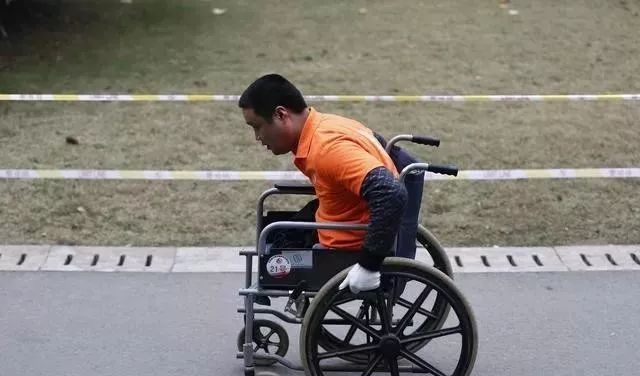 高残与全残的区别最新解析及小巷深处的特色小店探秘