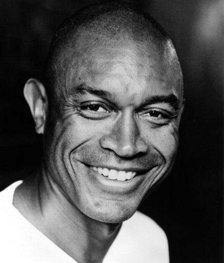 布鲁斯的高科技产品体验之旅，未来科技重塑生活