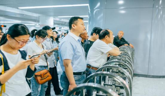 郑州地铁运营时间更新，时代进步与城市脉动同步前行