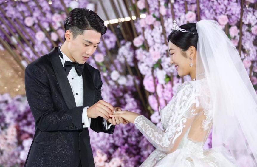 明星婚纱视觉盛宴，深度解读背后的故事