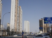 无锡房地产最新资讯，市场走势深度解析与各方观点探析