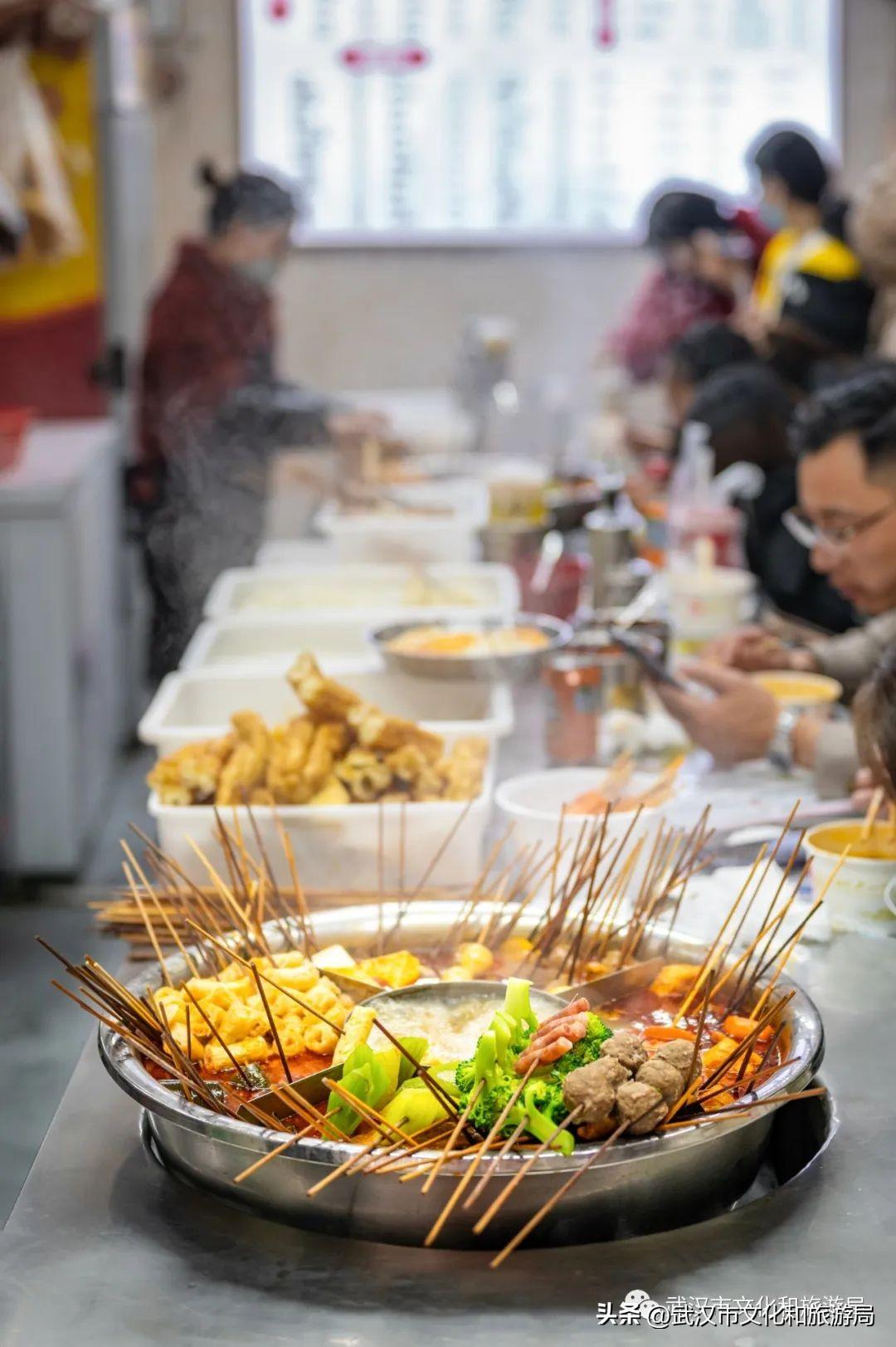 生活麻辣烫女演员揭秘，科技魅力下的生活新篇章风采展示