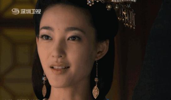 苏妲己演员,苏妲己演员的日常，爱与陪伴的温馨时光