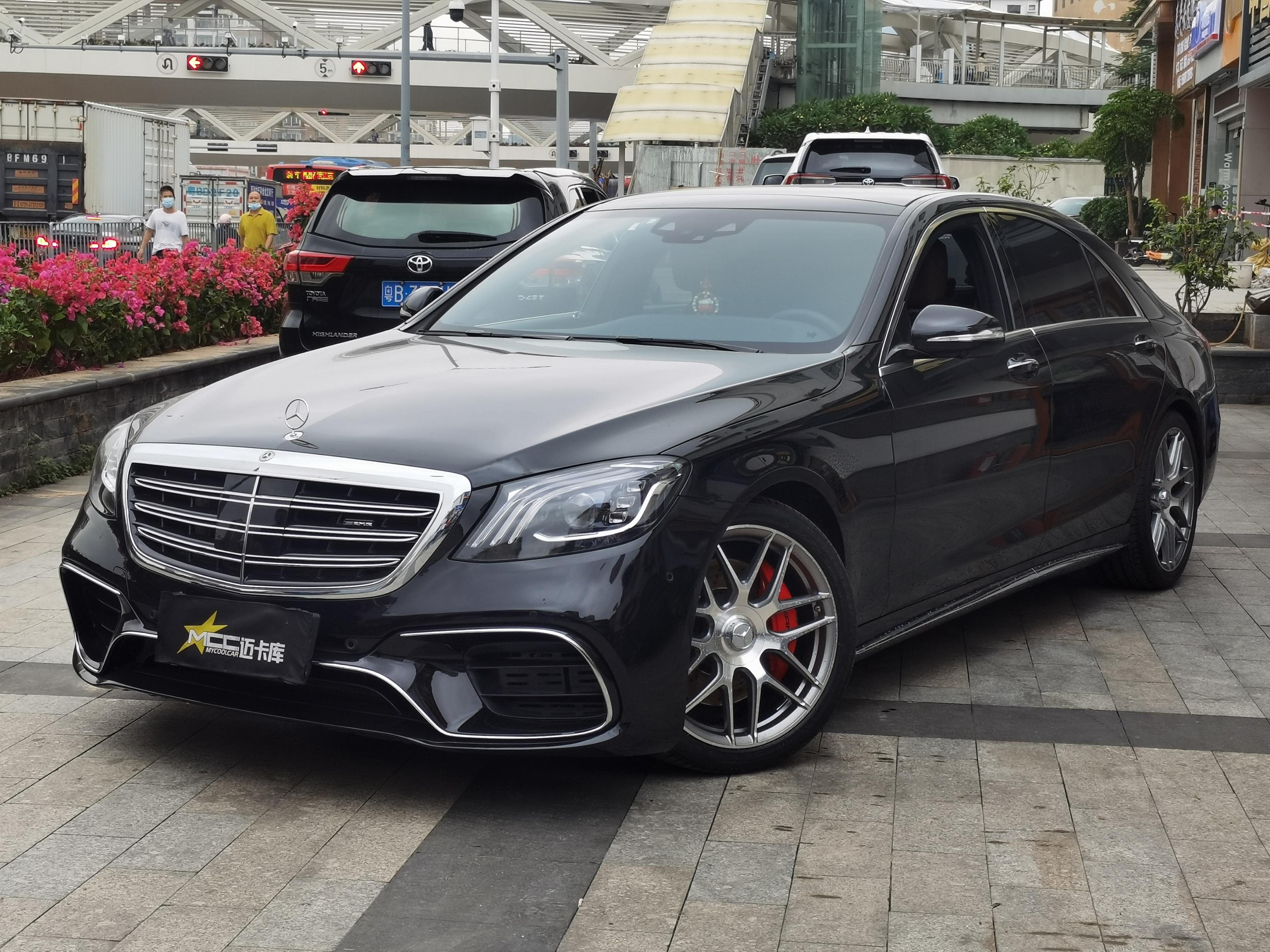 奔驰S350新款，家的温馨与友情的旅程之旅