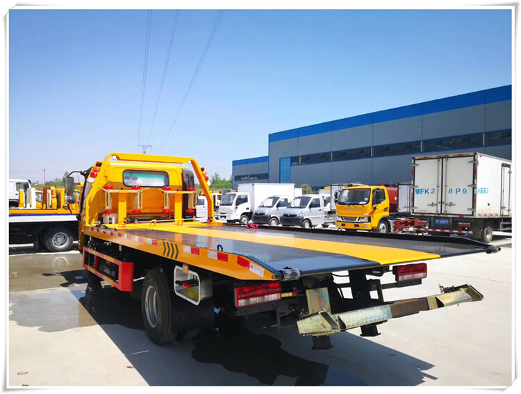 拖车价格揭秘，小巷中的隐秘宝藏探秘