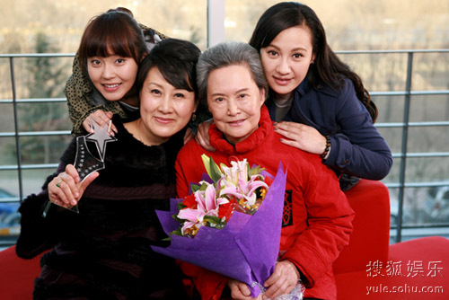 团圆电视剧演员表——科技重塑视听体验，团圆故事一览无余