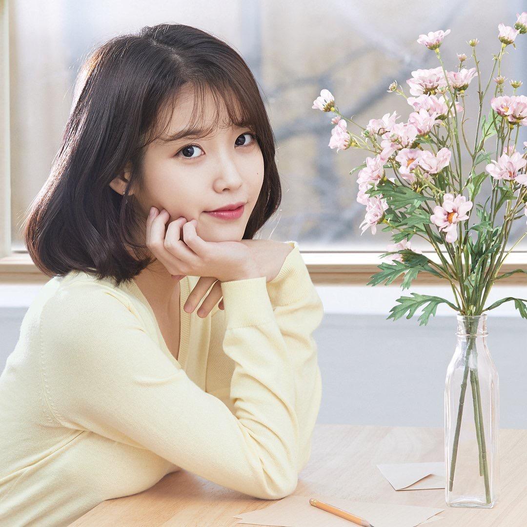 韩国明星IU的温馨日常