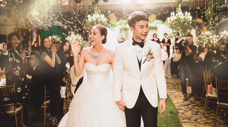 明星婚礼游戏，神秘乐园在小巷绽放