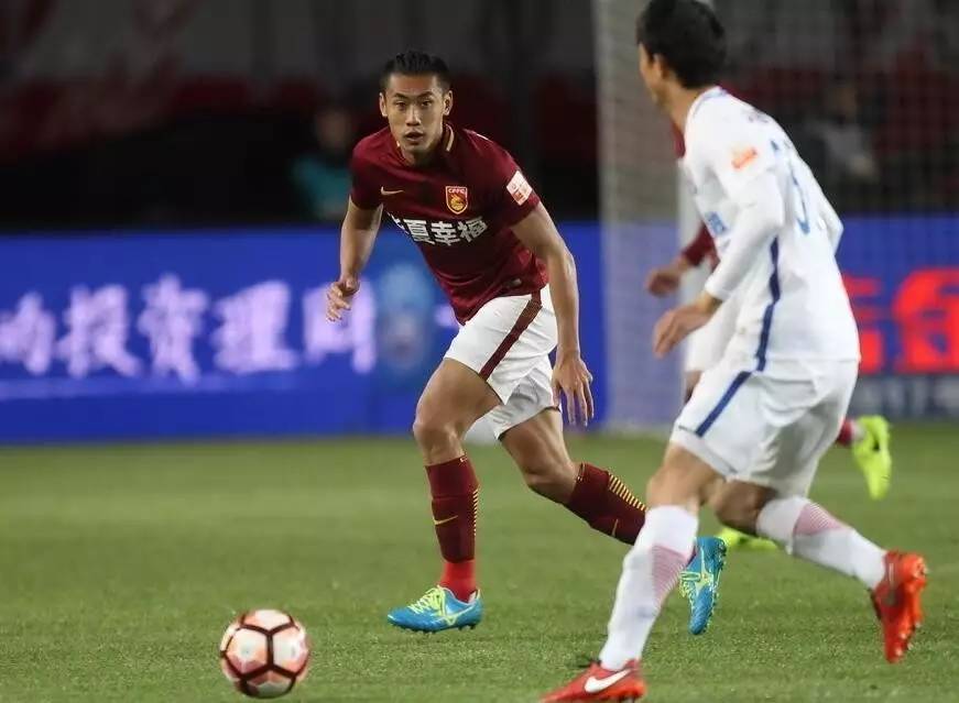 科技重塑足球盛宴，2017中超最新赛况体验激情瞬间。