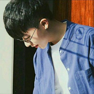 时代风貌与个体交汇，最新男生QQ头像潮流展示