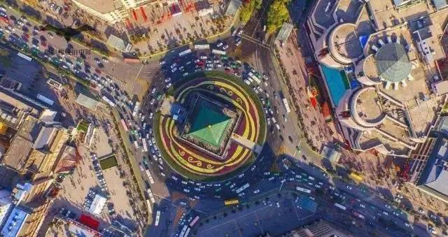 西商大会最新动态与小巷深处的独特风味